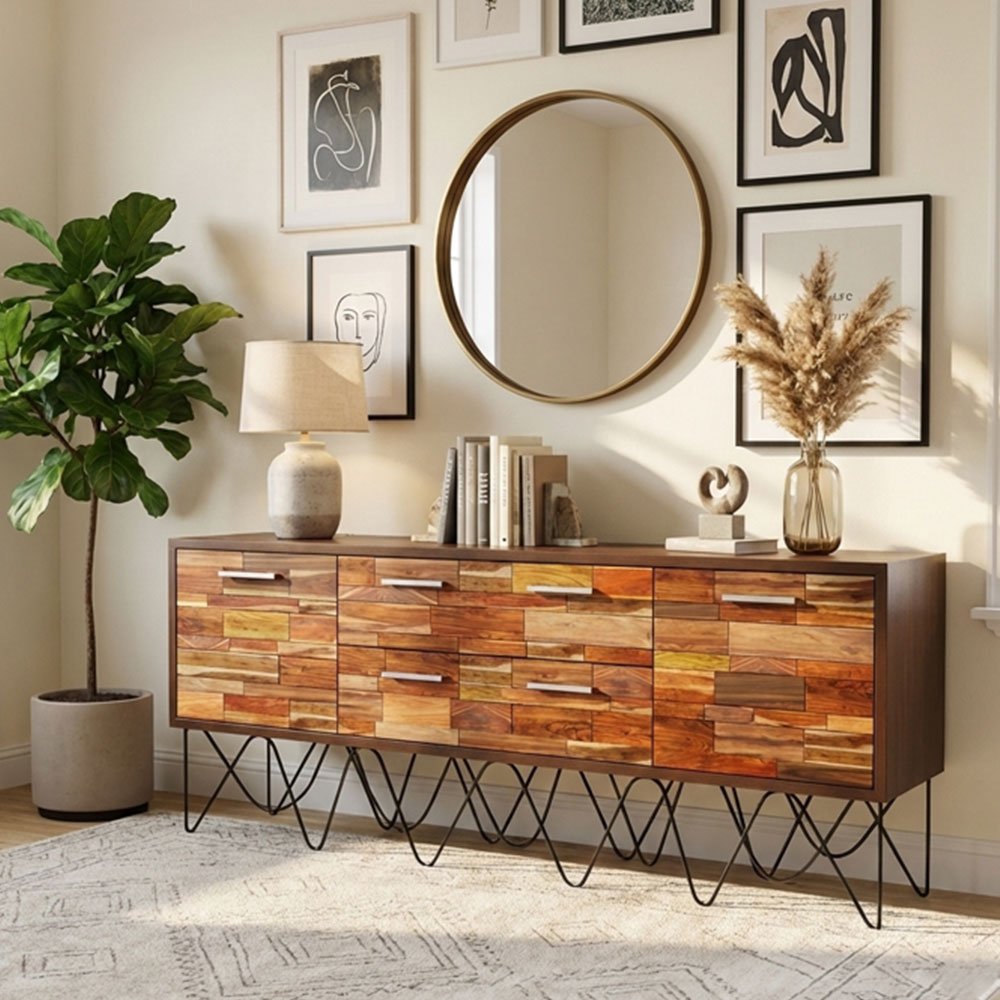Maxmore curated